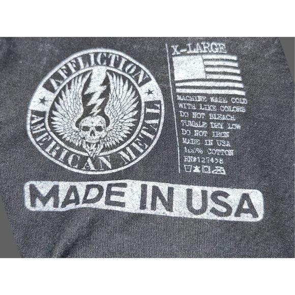 Affliction Black/Pink Affliction Skull Graphic “Hell Yeah”  T Shirt Size XL - Picture 4 of 4